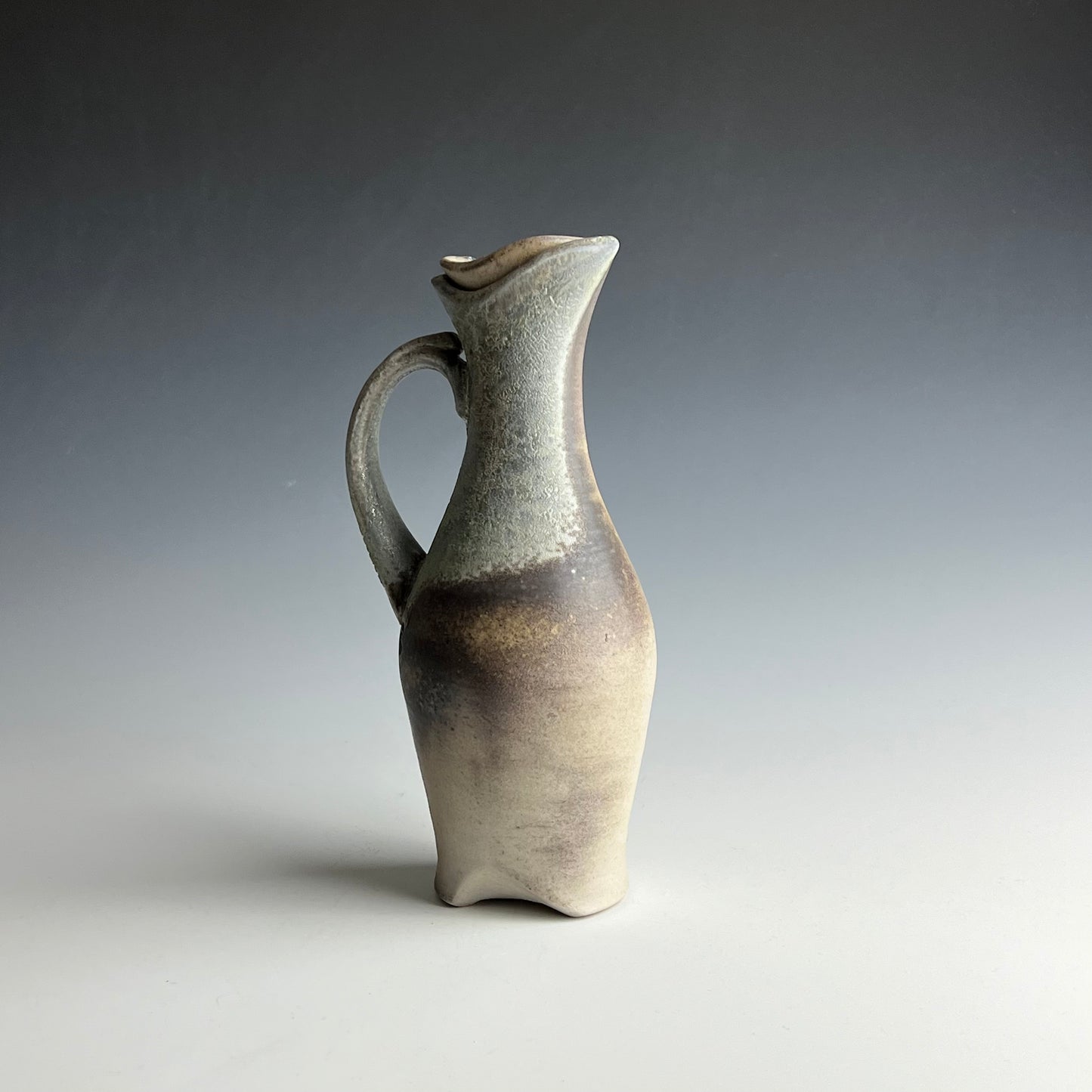Porcelain decanter