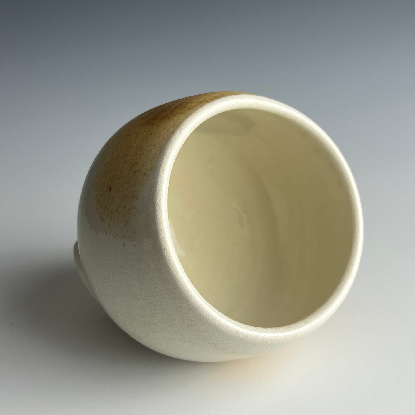 Porcelain wine cup or tea bowl