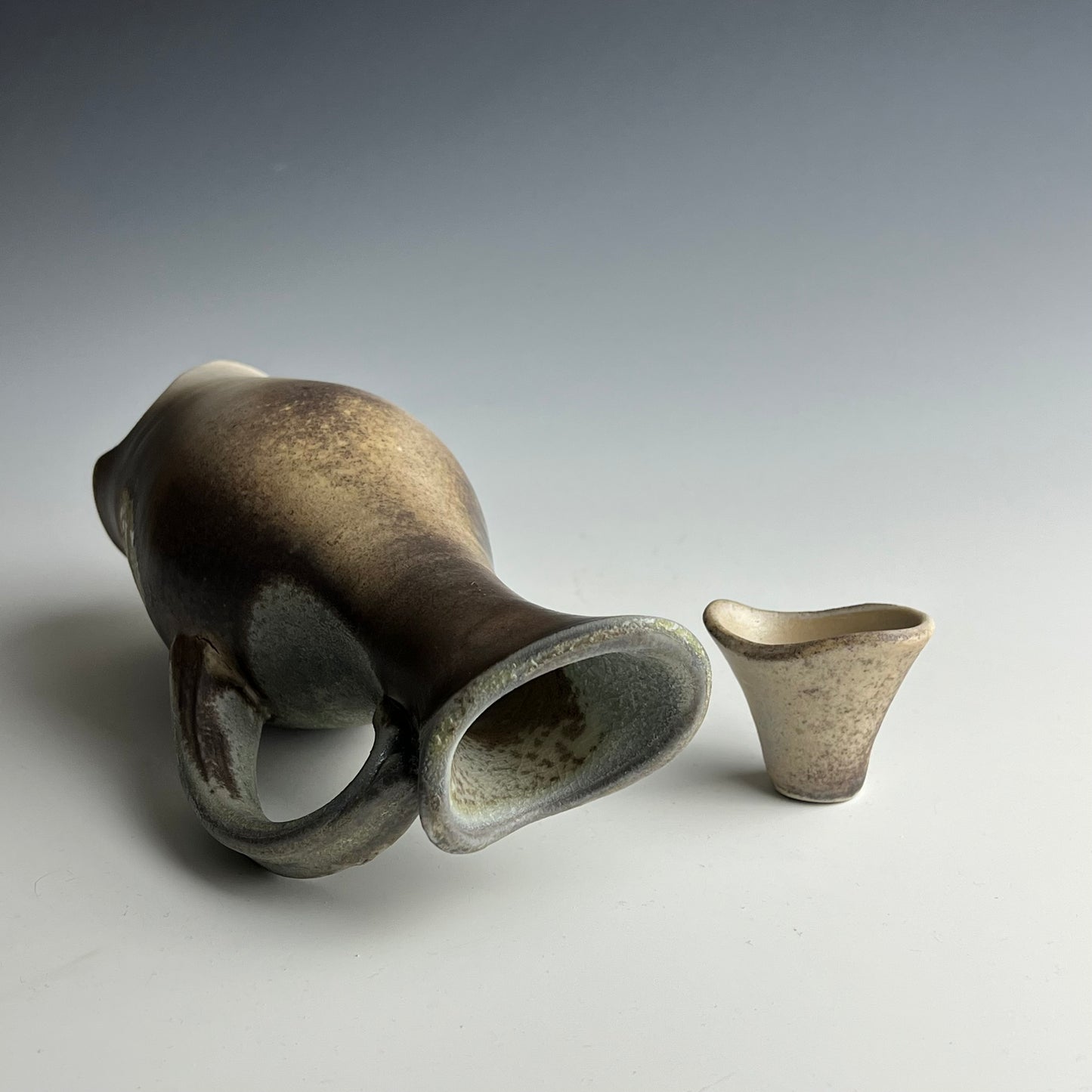 Porcelain decanter