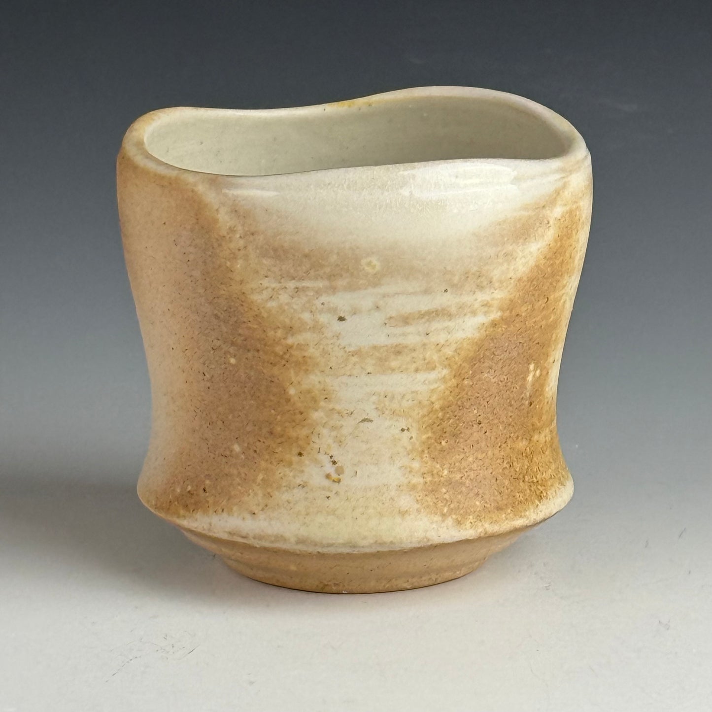 Side-fired cocktail cup