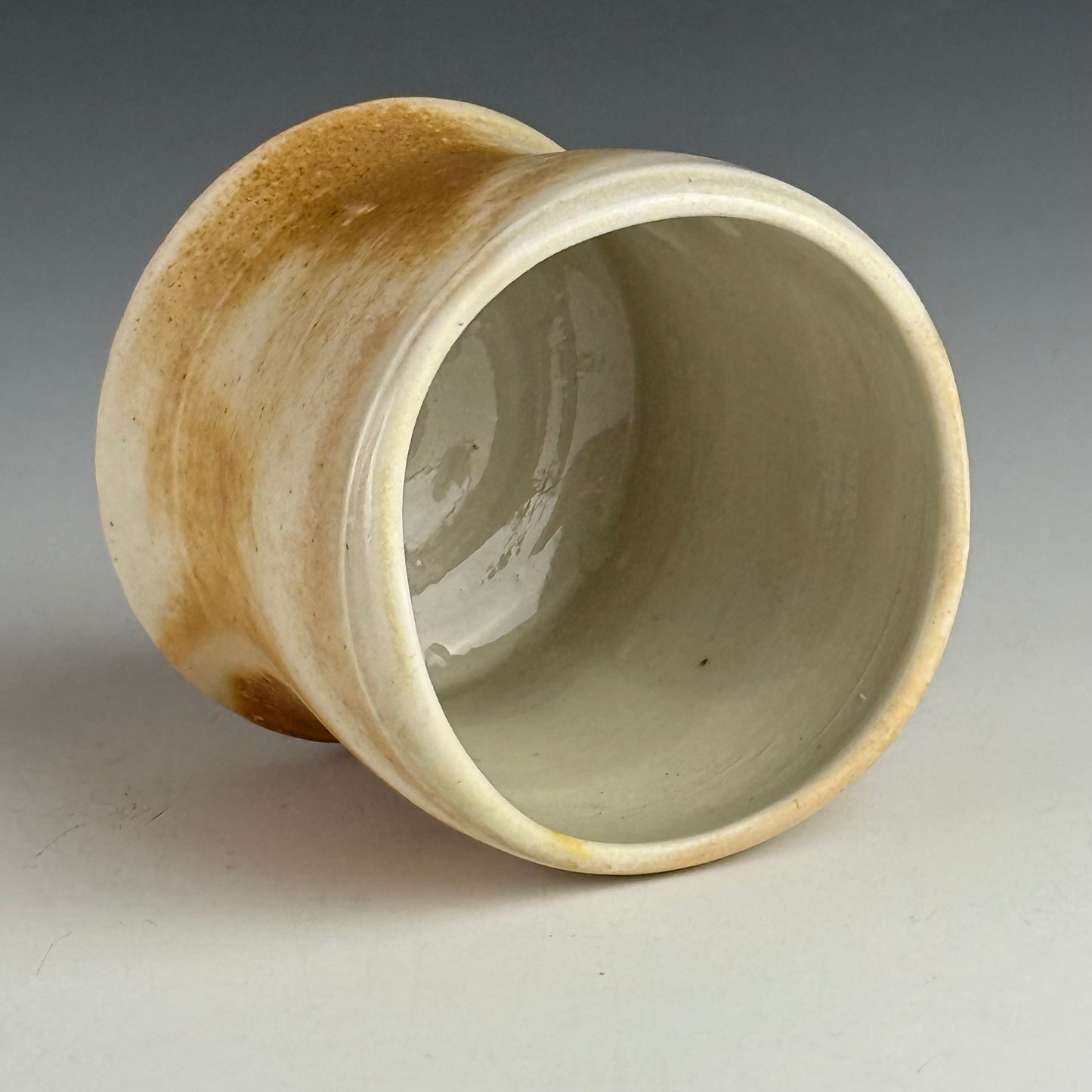 Side-fired cocktail cup