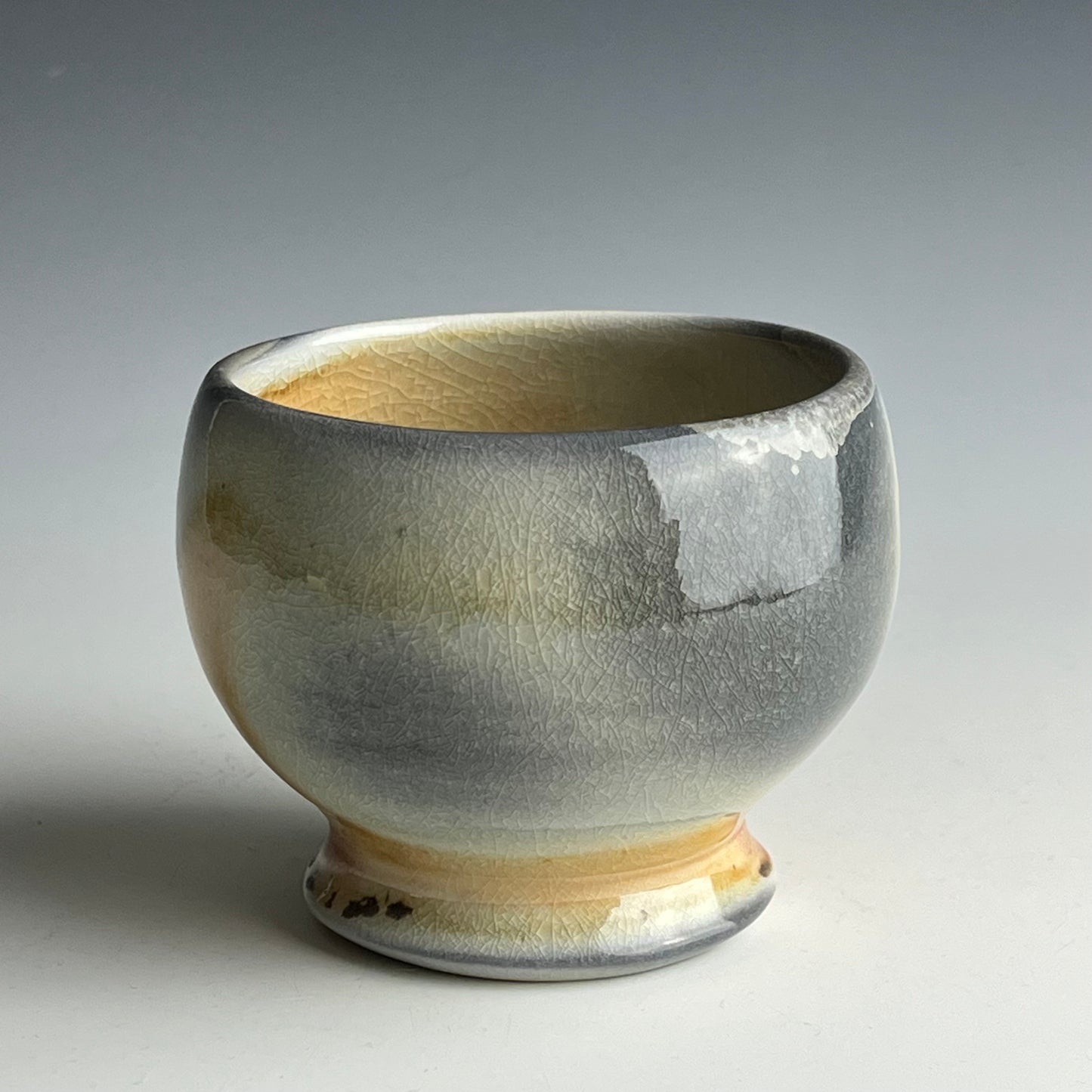 Porcelain wine cup or tea bowl