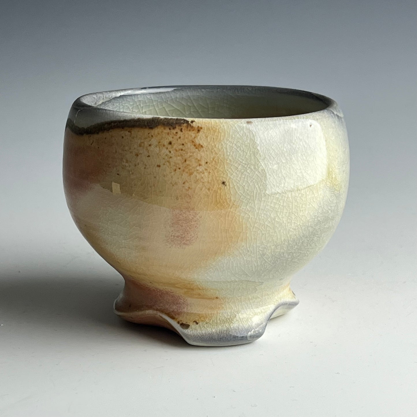 Porcelain wine cup or tea bowl