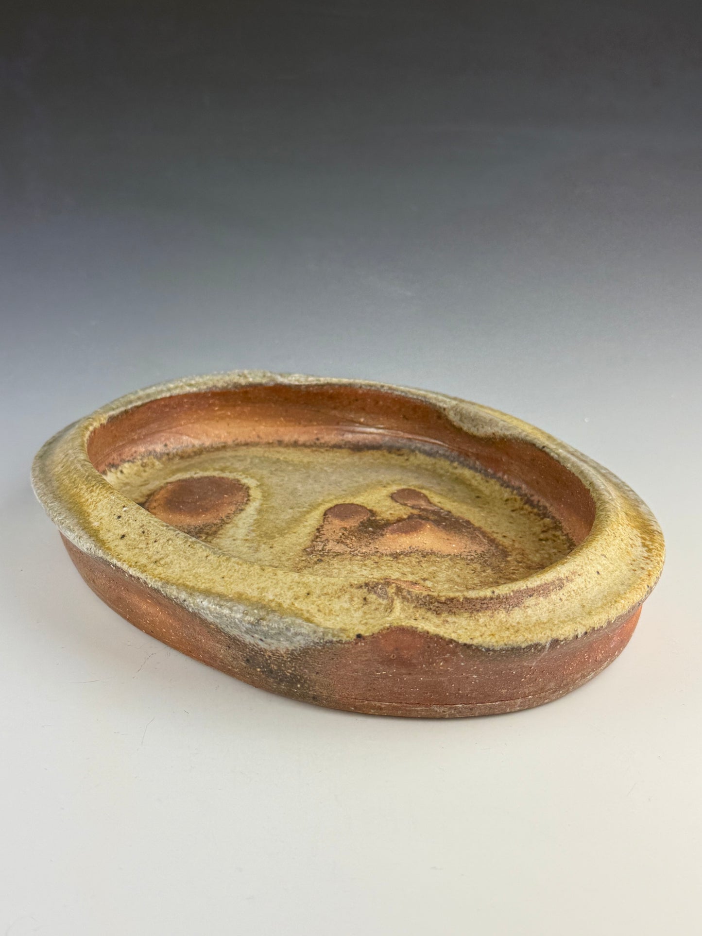 Oval serving dish