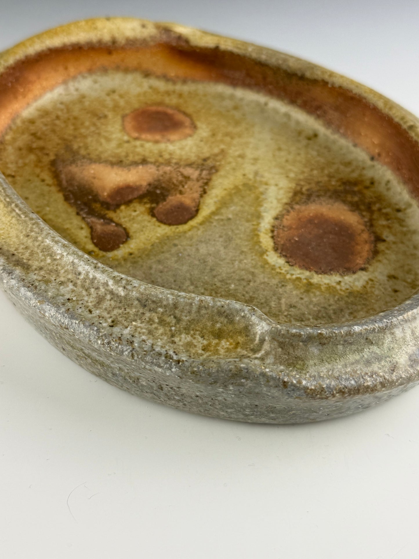 Oval serving dish