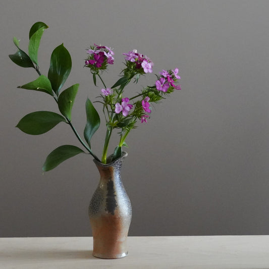 Reduction cooled bud vase