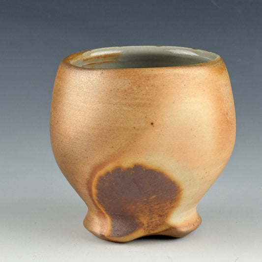 Iron stained cup for wine or tea