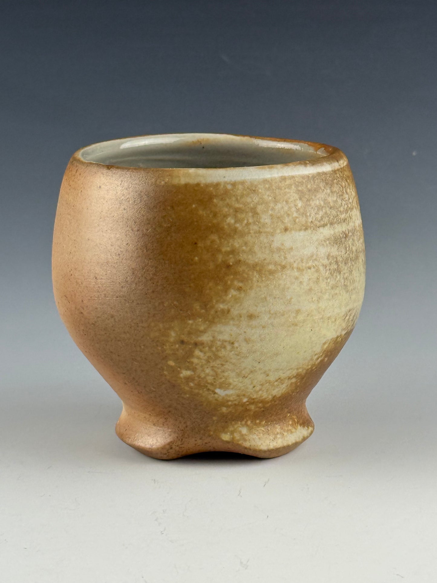 Iron stained cup for wine or tea