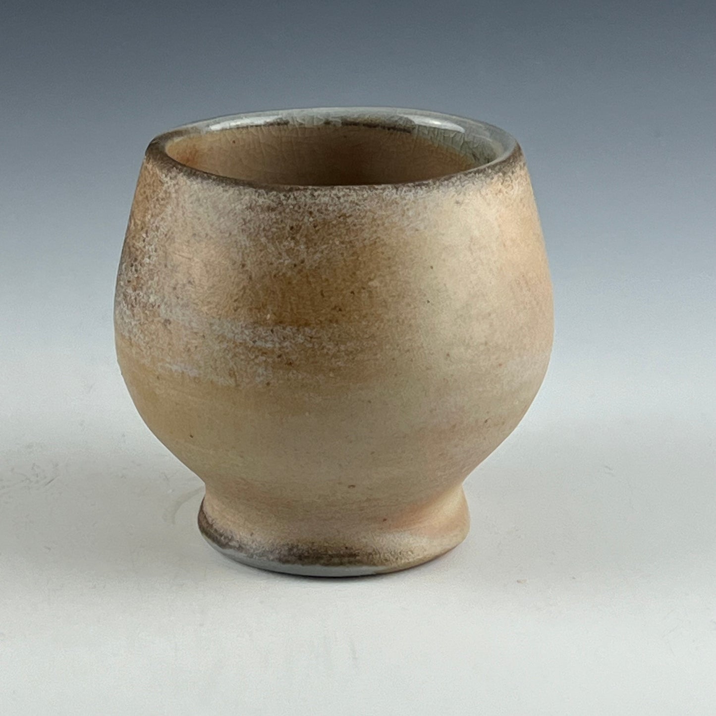 Splash of ash cup for tea or wine