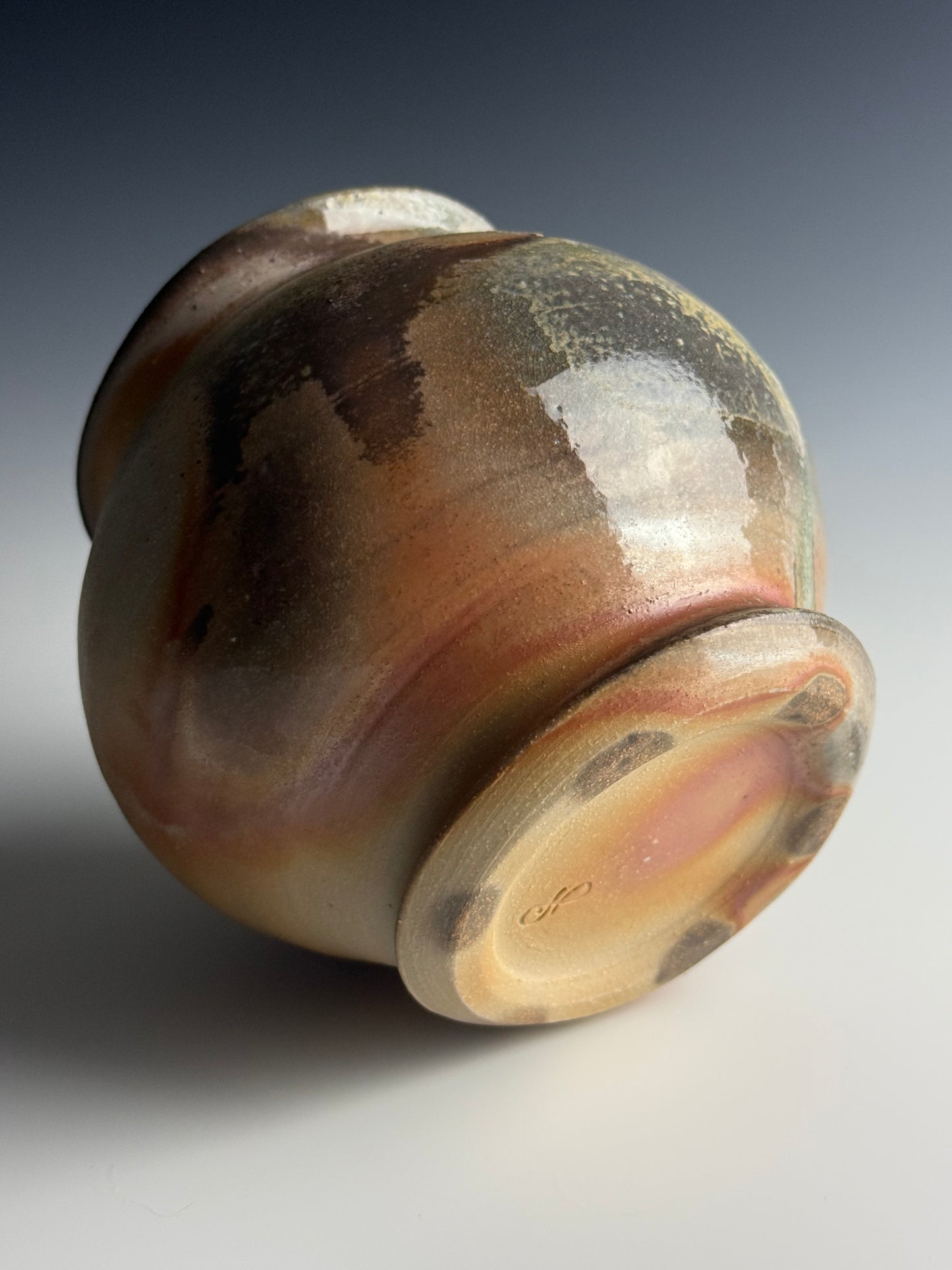 Vase with lovely flash and ash!