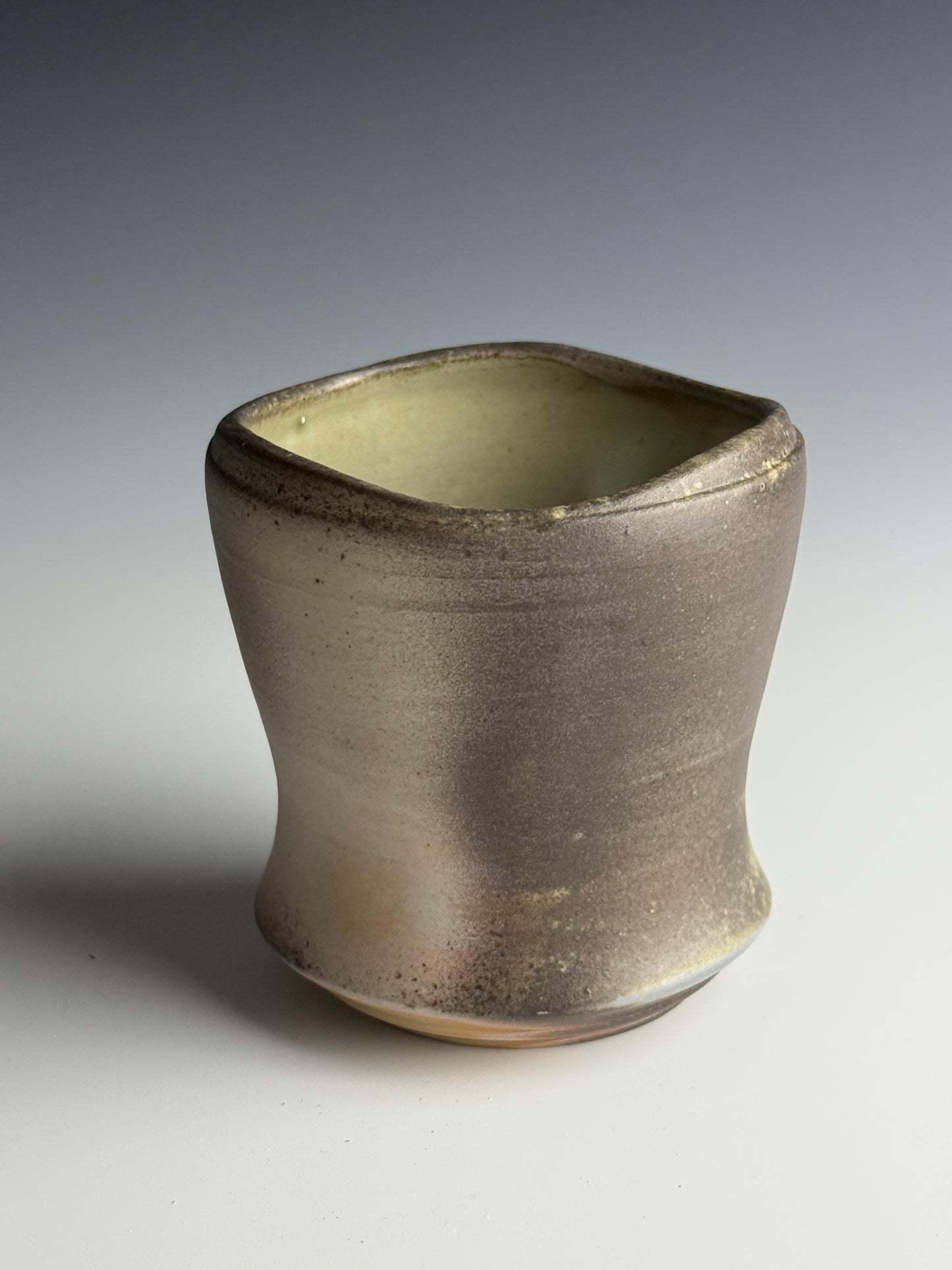 Cocktail cup