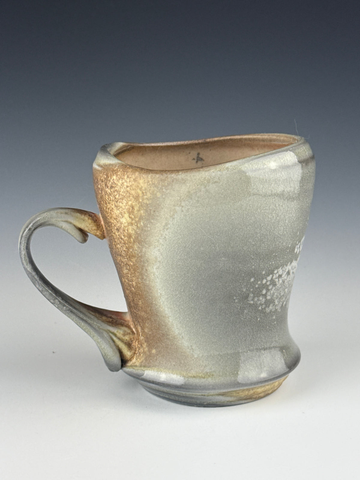 Side fired generous mug