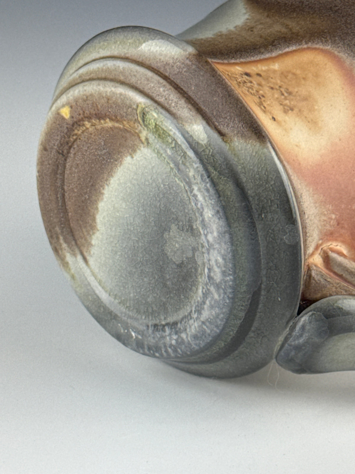 Side fired generous mug